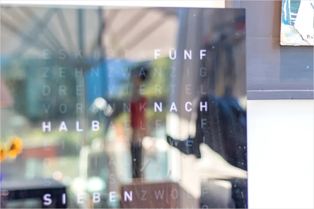 Flur Schmal Einrichten Mit Spiegel Foto 4715