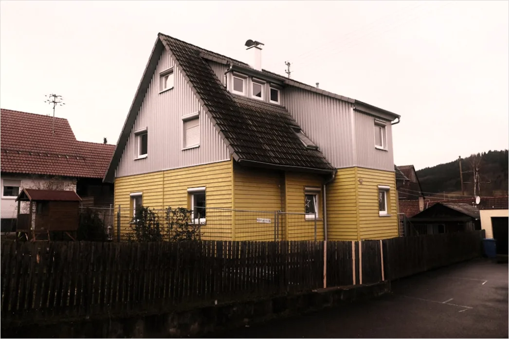 Detail Haus Mit Satteldach Modern Minimal Foto Number 7