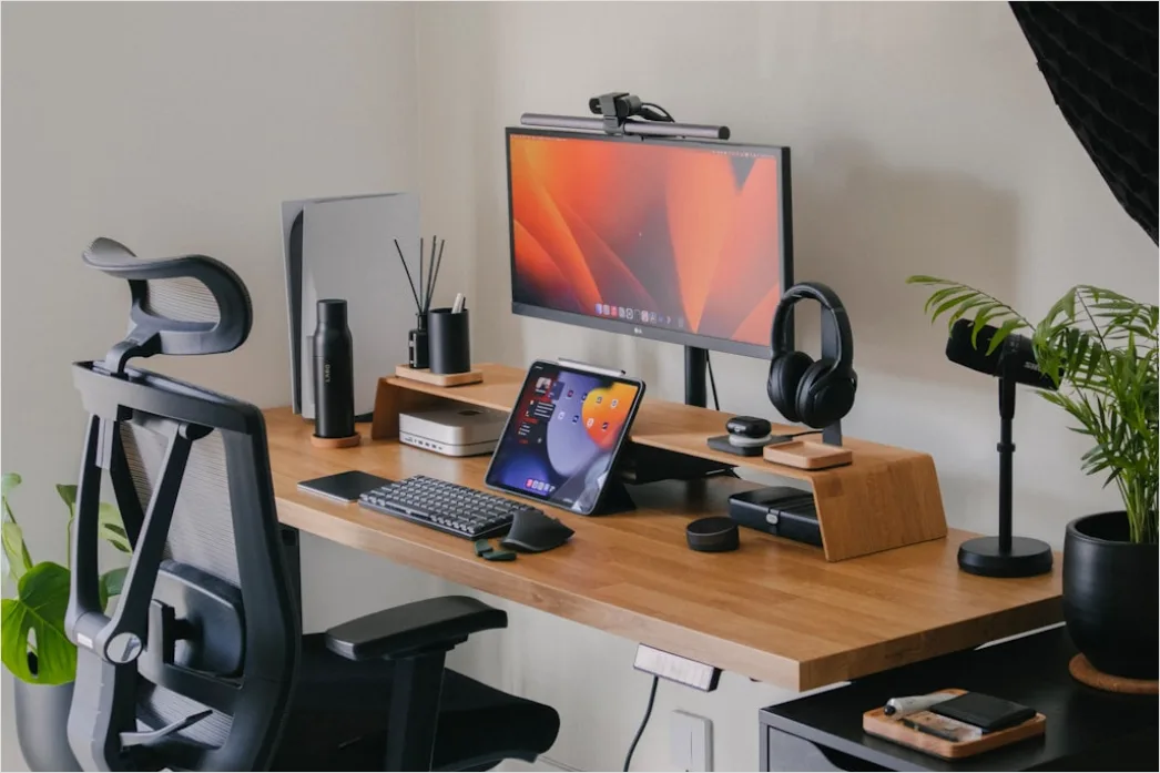 Home Office Setup Minimalistisch Schreibtisch Foto 6e14
