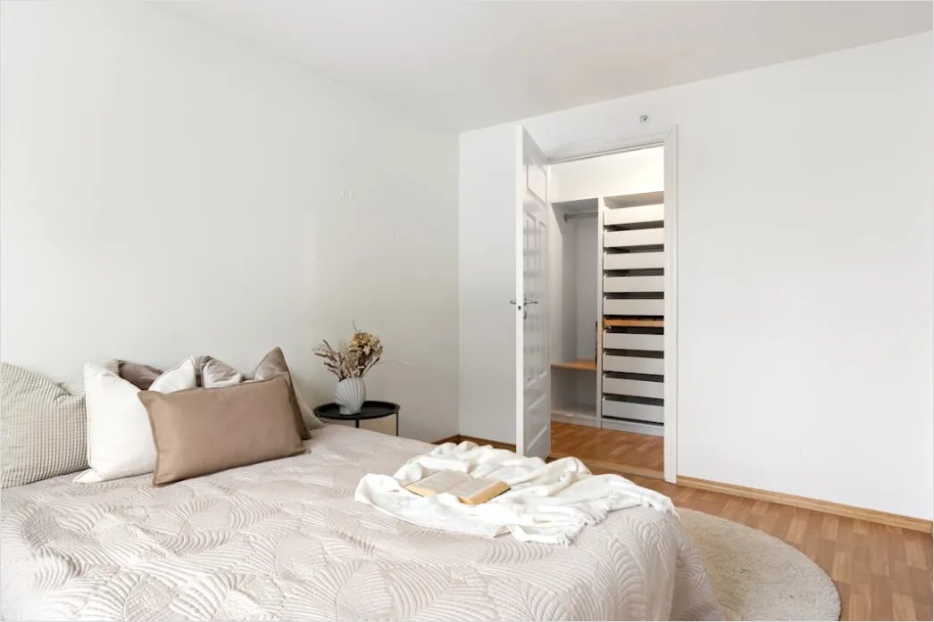 Detail Home Staging Schlafzimmer Neutral Foto Number 9