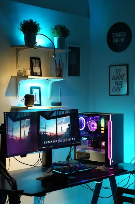Detail Jugendzimmer Gaming Setup Led Licht Foto Number 6