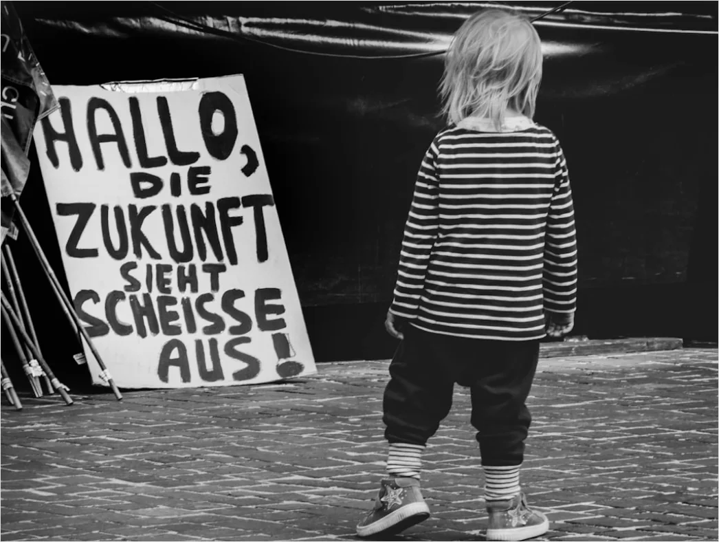 Kind Macht Referat Plakat Auf Boden Auslegen Foto C80d