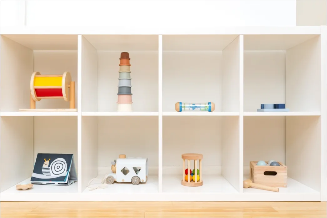 Kinderzimmer Montessori Regal Niedrig Foto A1a8