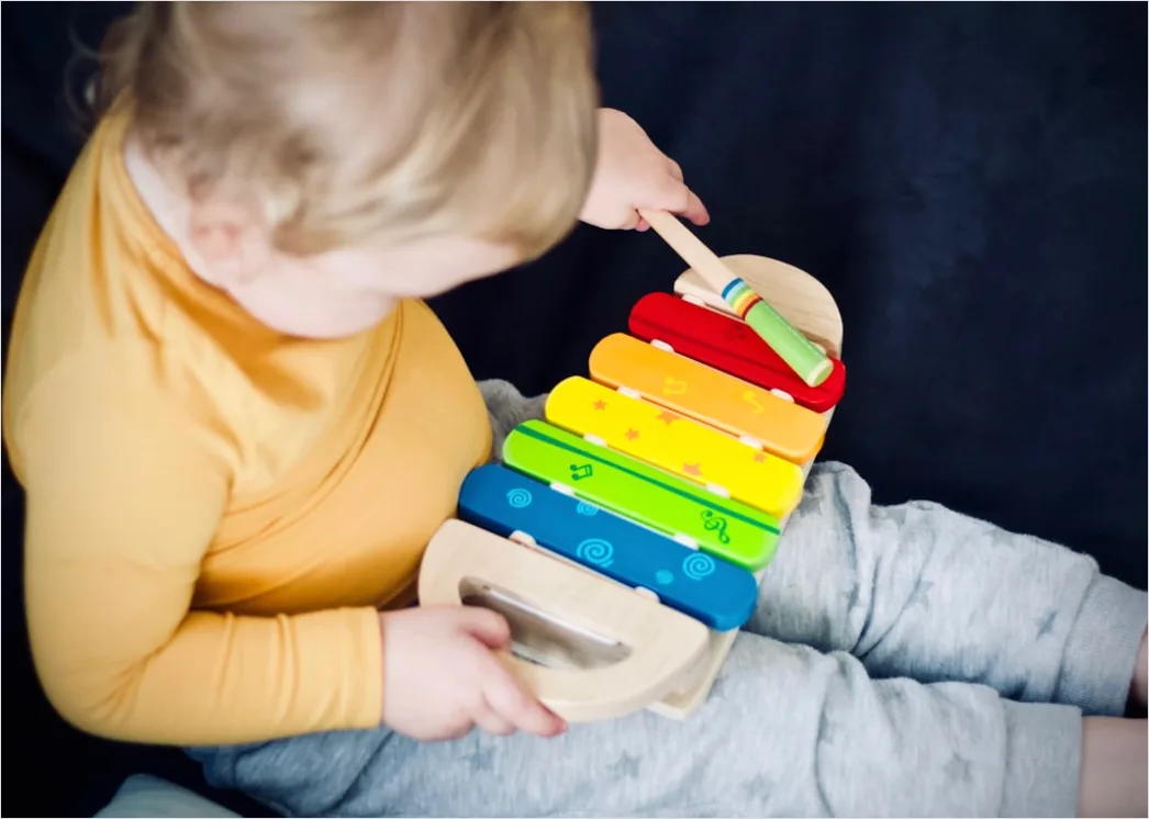 Kita Musikangebot Kinder Mit Rhythmusinstrumenten Foto 1433