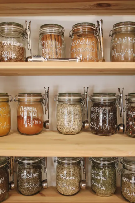 Pantry Kueche Vorratsraum Organization Foto 6568