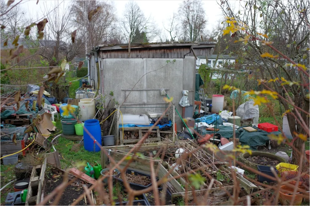 Regenwassernutzung Tonne Im Garten Foto 1e2b