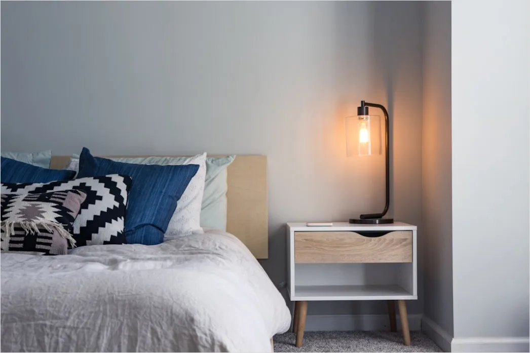 Schlafzimmer Minimalistische Nachttisch Lampe Foto Aee7