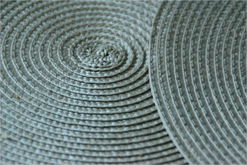 Detail Teppich Rund Unter Esstisch Foto Number 17