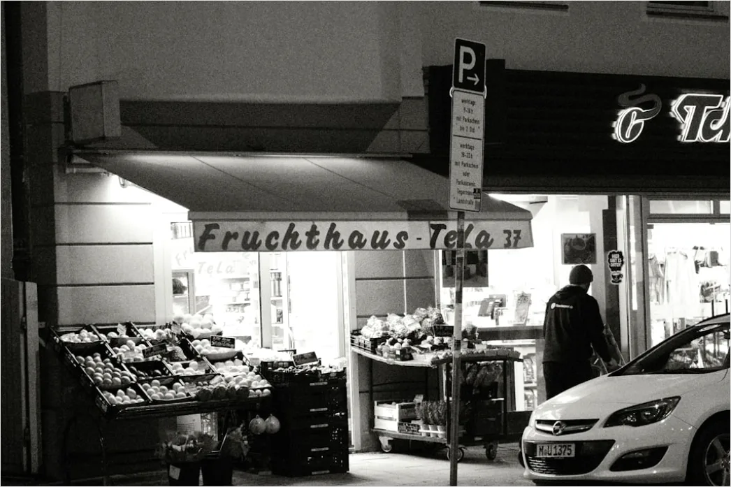 Forscherin Bei Organischer Chemie Foto 0920