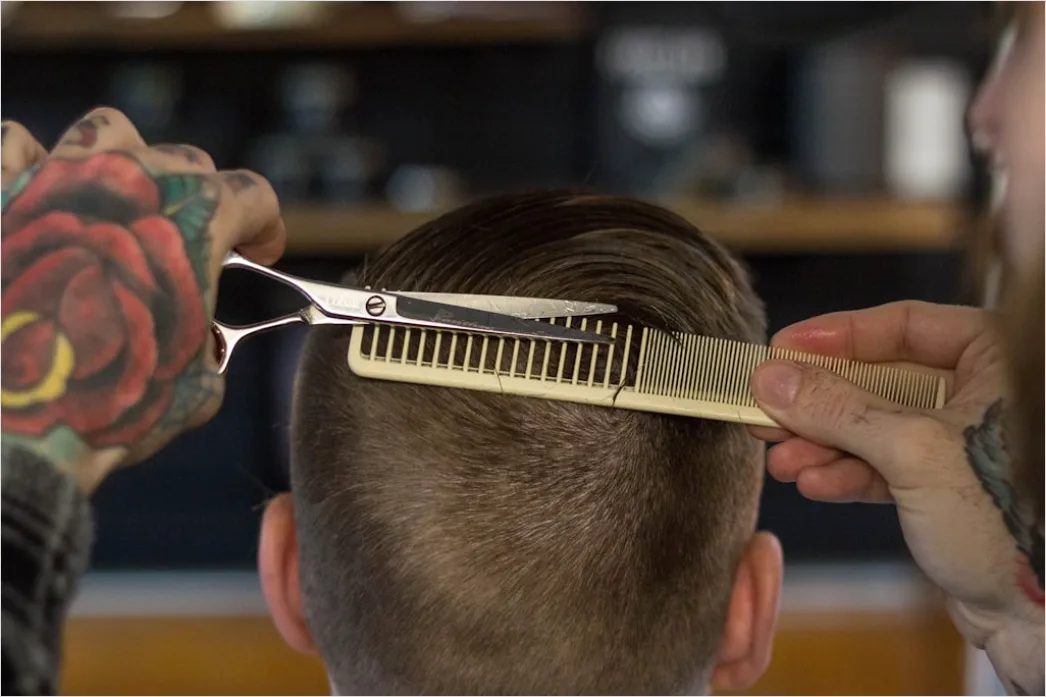 Friseur Ausbildung Haarschnitt Uebungskopf Foto E894