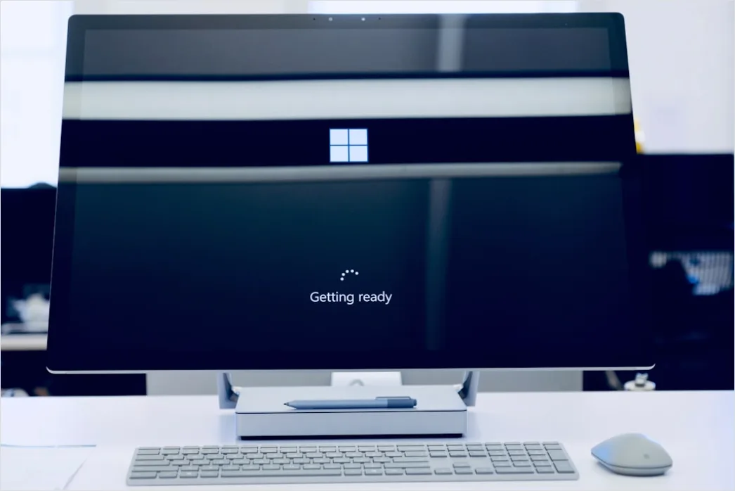 Gehirnaktivitaet Auf Computer Monitor Foto