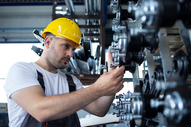 Industriearbeiter Bei Produktionsarbeit Foto