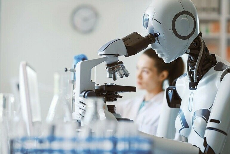 Detail Ingenieur Programmiert Roboter Im Labor Foto Number 4