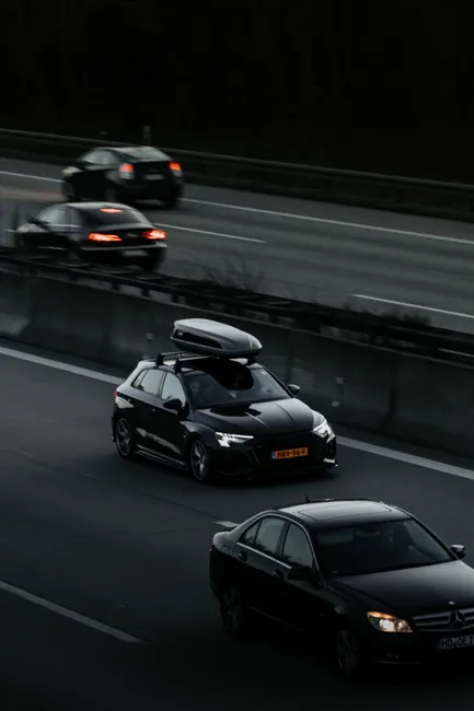 Detail Autobahn Im Winter Mit Auto Bild Number 3