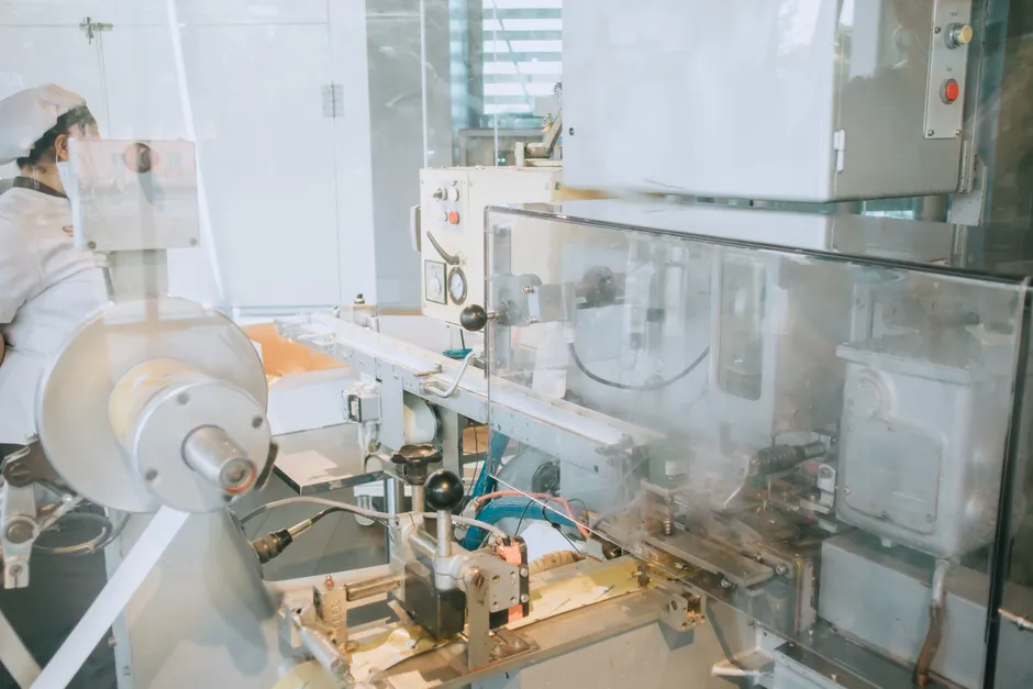 Automatisierte Fertigungslinie In Fabrik Foto Efd4