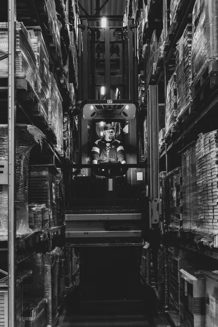 Automatisierte Lagerhaltung In Fabrik Foto 317c