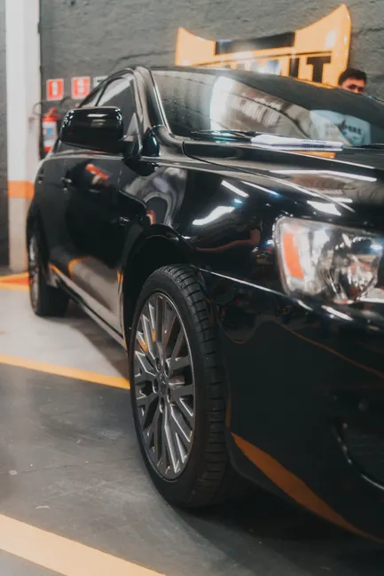Eleganter Sportwagen In Garage Foto F174