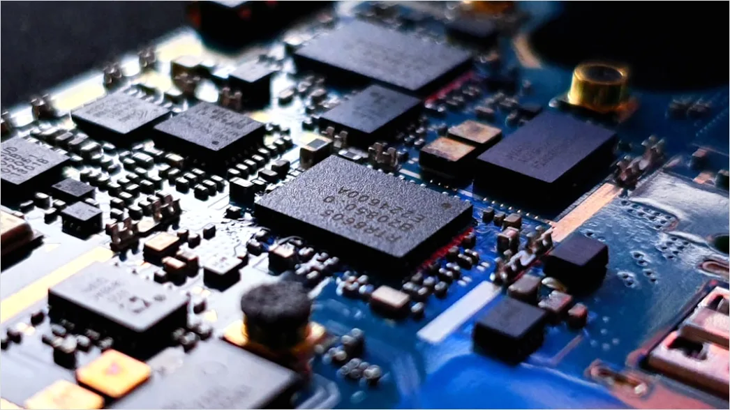 Elektronische Komponenten In Produktion Foto 38e8