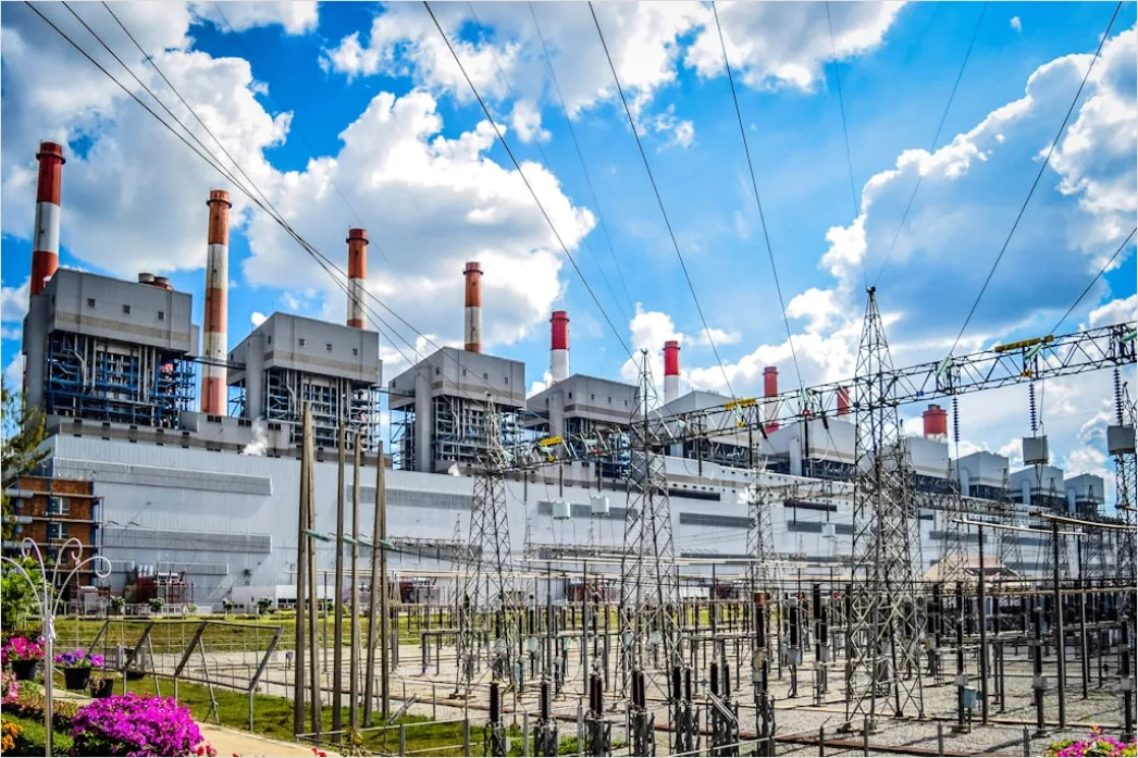 Energieanlage Mit Rohrleitungen Foto 1ac0