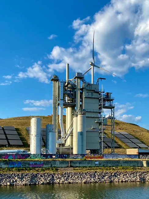 Erneuerbare Energietechnik In Fabrik Foto 34ee