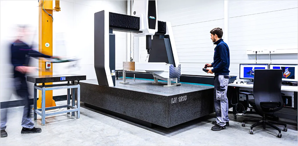 Industrielle Messtechnik In Produktion Foto