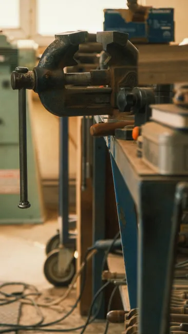 Metallverarbeitung In Industrieller Werkstatt Foto 4d7e