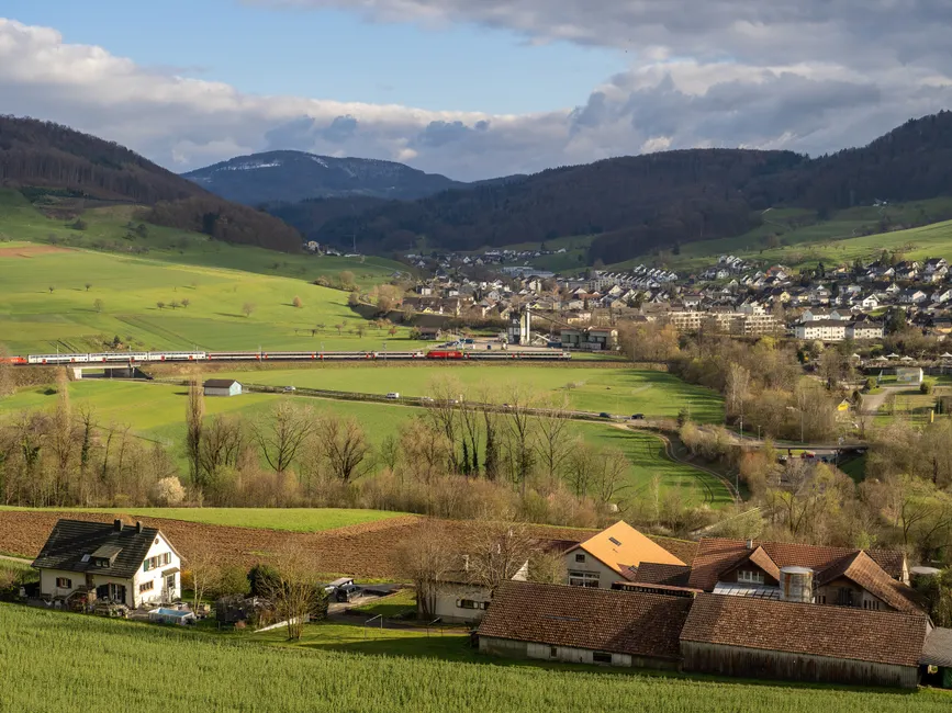 Personenzug In Verschneiter Landschaft Bild 0eb0