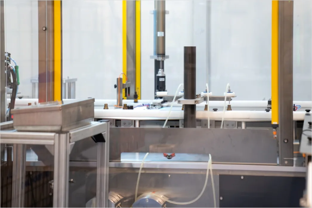 Pharma Produktion Mit Automatisierten Maschinen Foto Ea12