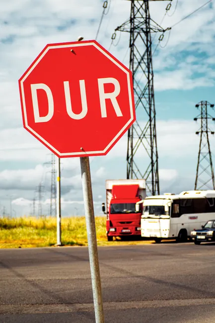 Detail Verkehrsschild Auf Deutscher Landstraße Bild Number 18