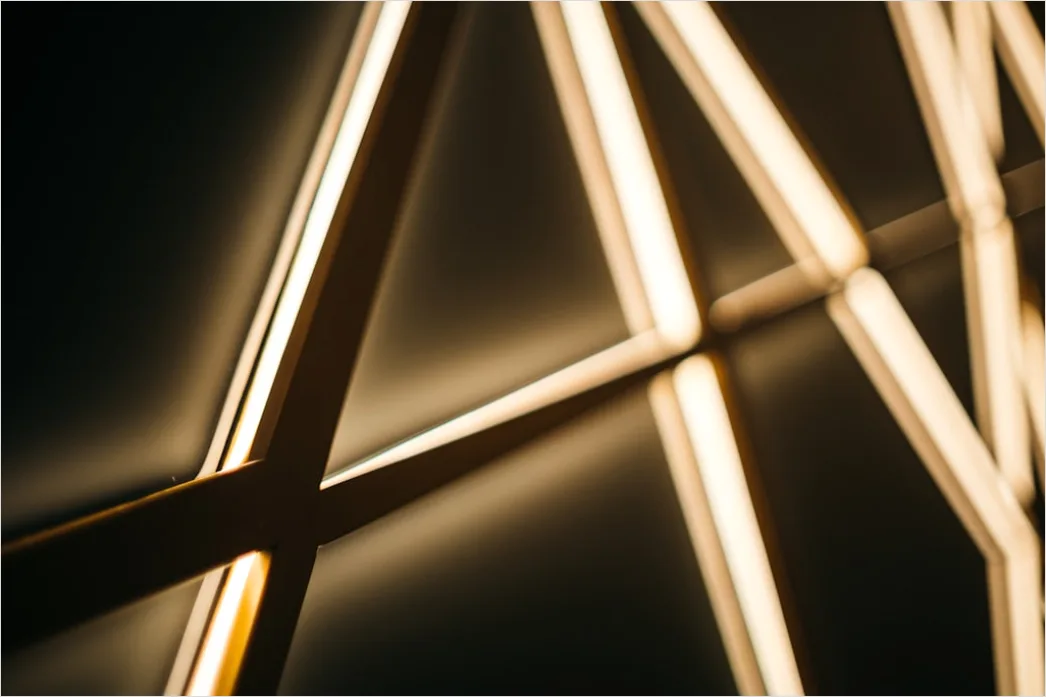 Detail Goldene Geometrische Linien Auf Schwarz Number 15