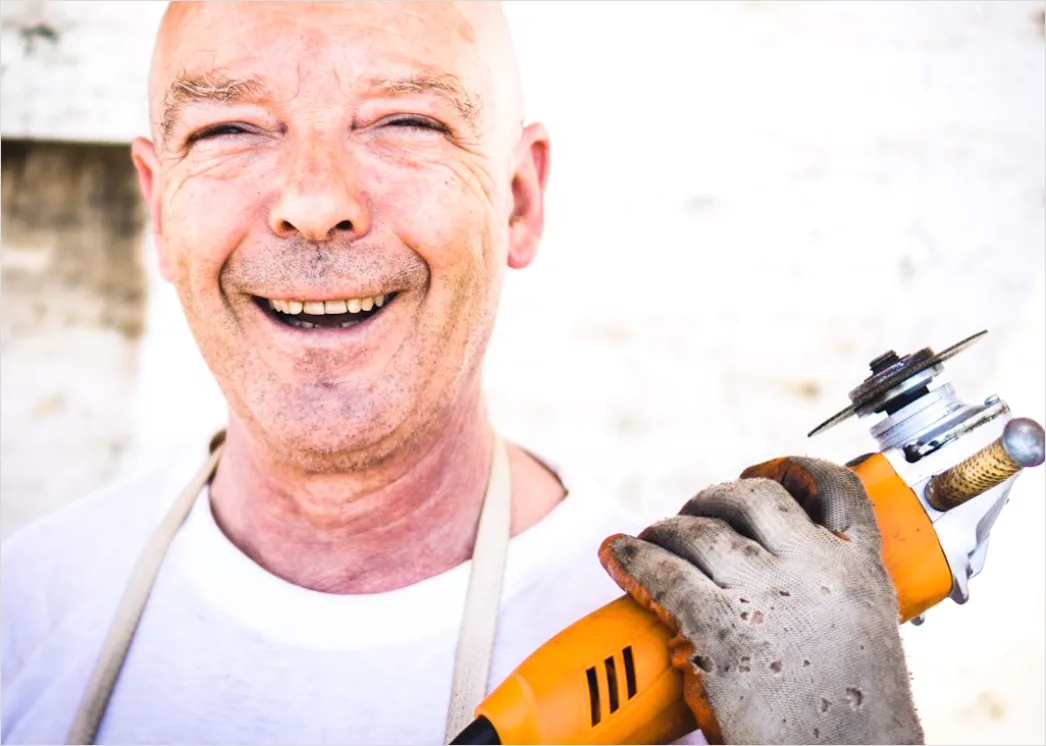 Handwerker Bei Der Arbeit Portraet Foto B625