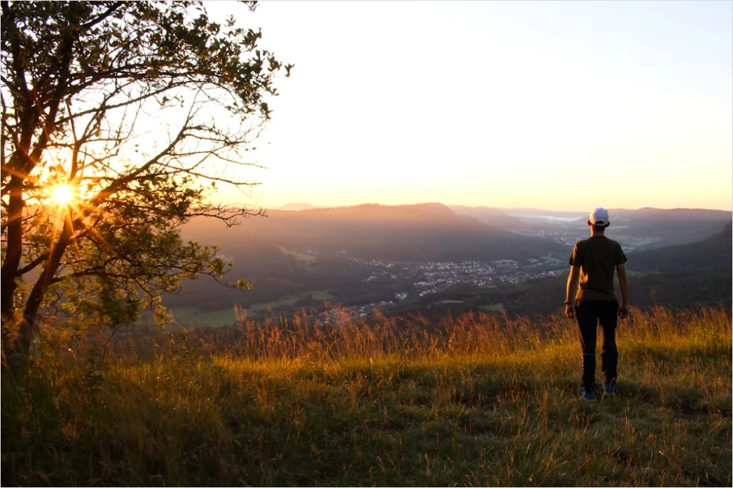 Laeufer Bei Sonnenaufgang Im Freien Bild 6258