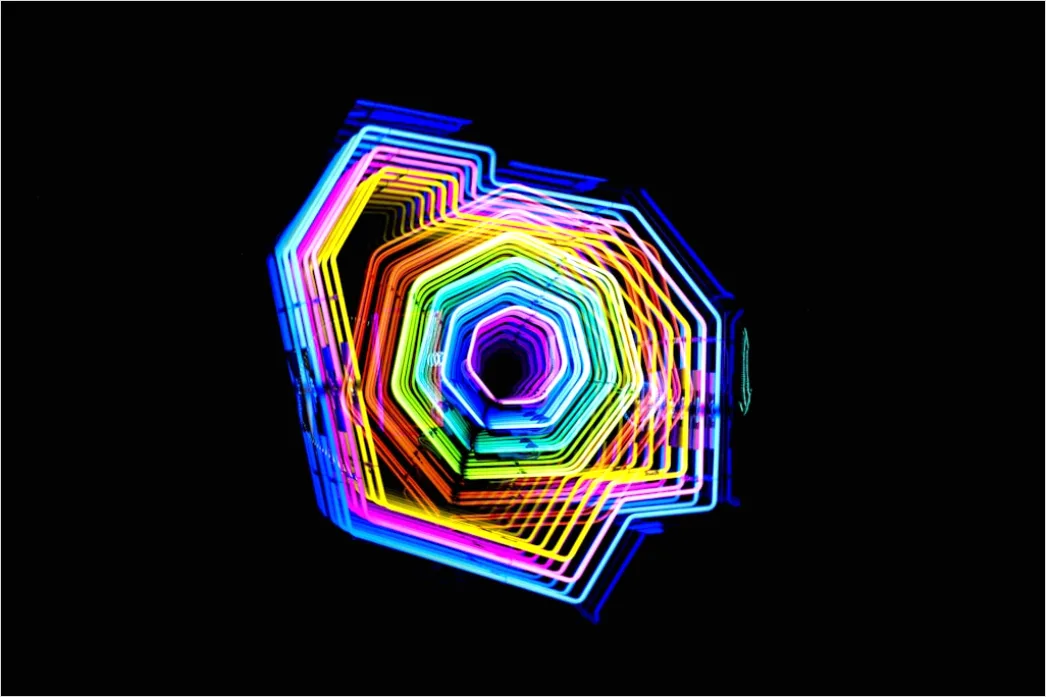Detail Neonfarbene Geometrische Formen Im Dunkeln Number 12