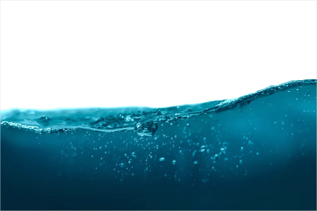 Detail Transparentes Wasser Mit Feinen Wellen Number 2