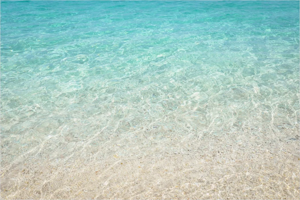 Detail Transparentes Wasser Mit Feinen Wellen Number 5