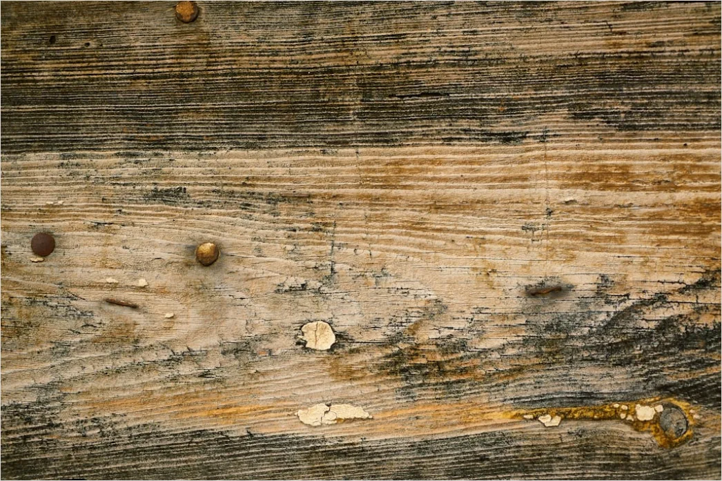 Detail Verwittertes Holz Mit Rissen Und Patina Number 4