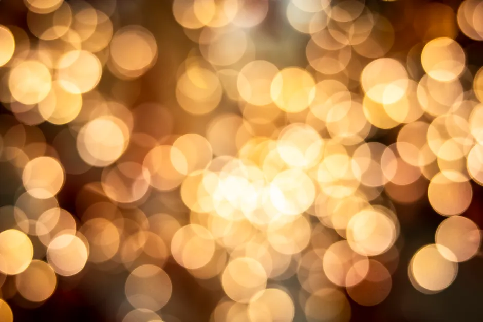 Detail Weihnachtliches Bokeh In Rot Und Gold Number 16