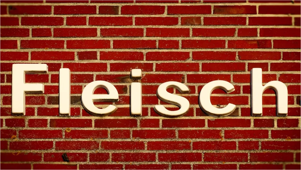 Detail Alte Mauer Mit Rissen Und Flecken Number 2