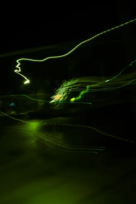 Detail Dynamische Lichtlinien In Dunkler Umgebung Number 11