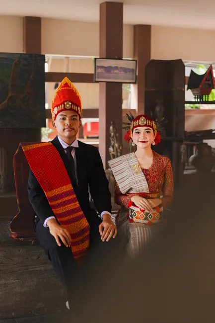 Foto Pernikahan Adat Batak Memakai Ulos 59f5