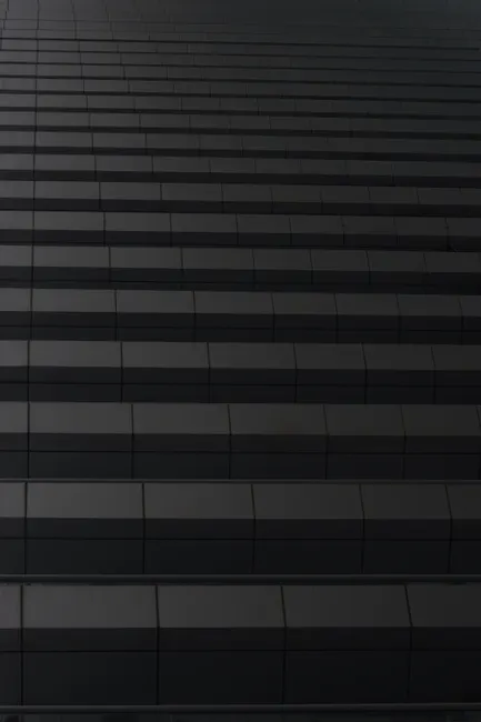 Detail Schwarze Metallplatte Mit Feiner Struktur Number 11