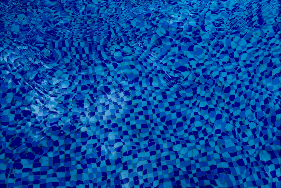 Detail Schwimmbad Wasser Mit Blauem Mosaik Number 7