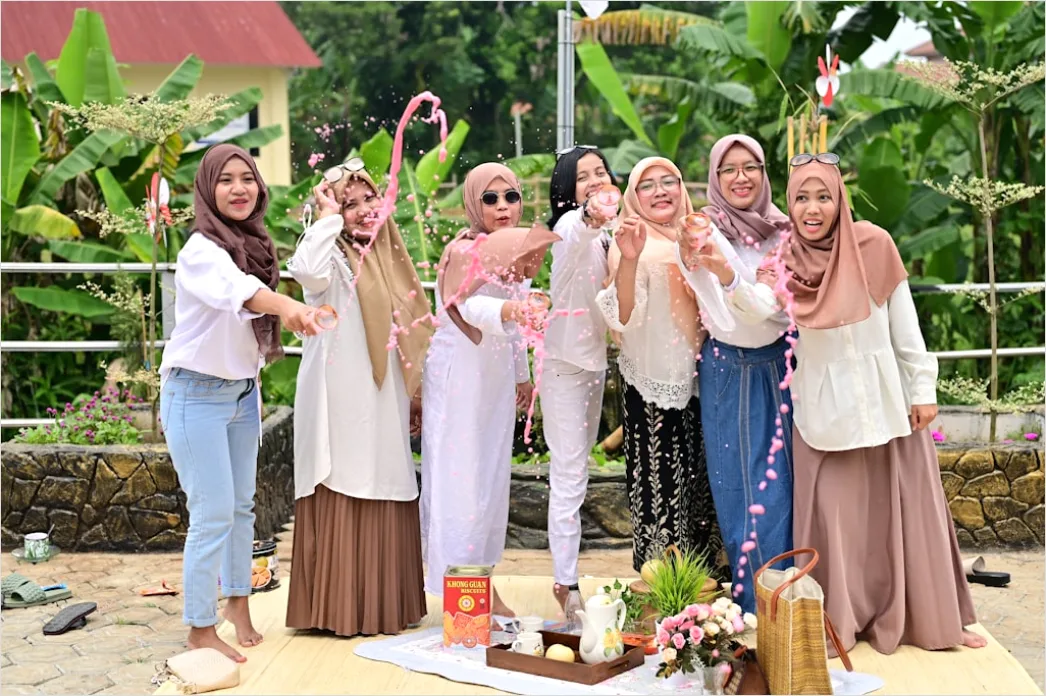 Foto Acara Bridal Shower Bersama Sahabat 928c