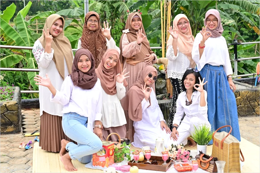 Detail Foto Acara Bridal Shower Bersama Sahabat Number 3