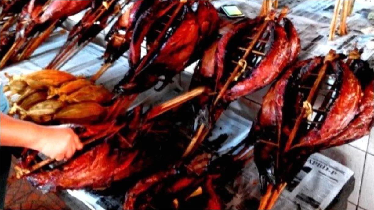 Detail Foto Ikan Cakalang Fufu Khas Manado Number 8