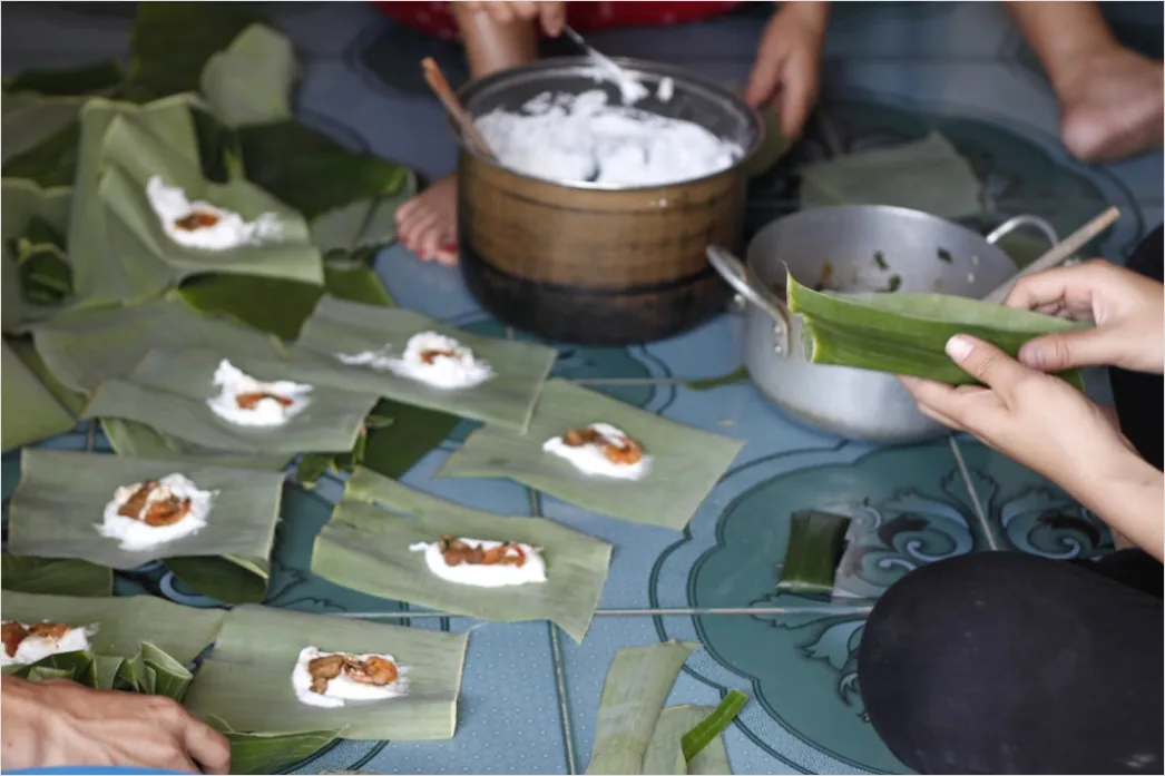 Detail Foto Kue Pancong Kelapa Tradisional Number 15