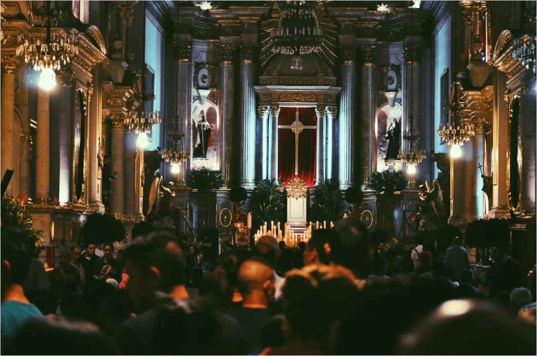 Detail Foto Misa Malam Natal Di Gereja Number 8