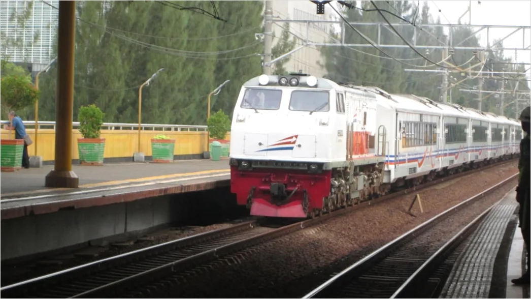 Foto Mudik Lebaran Di Stasiun Kereta 787f