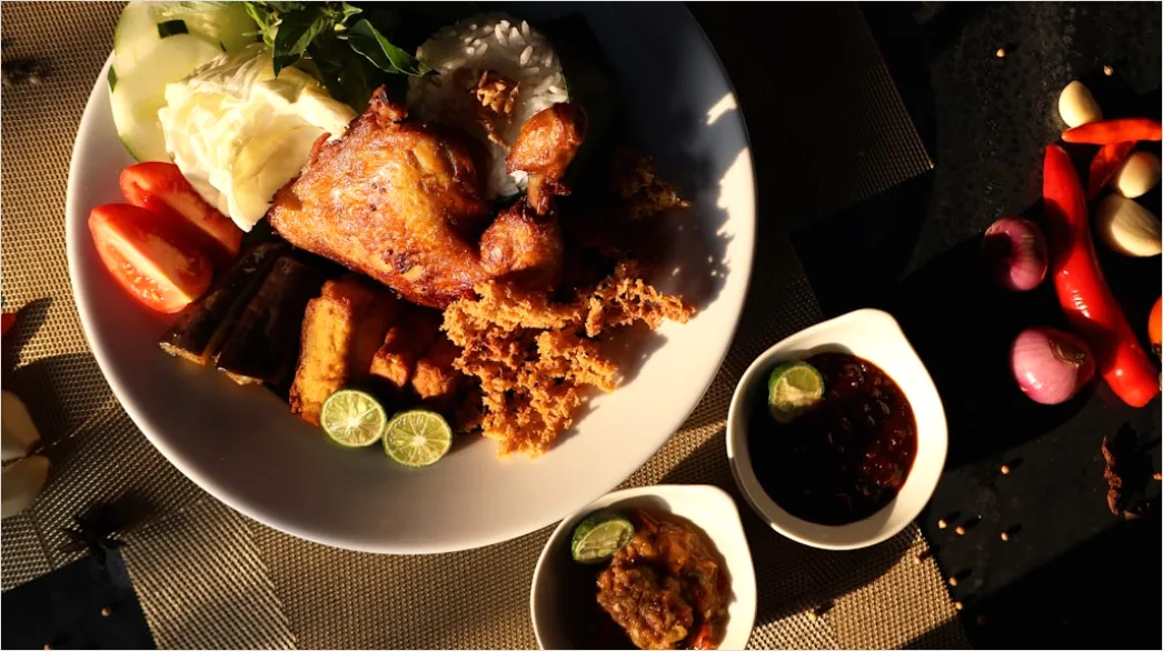 Detail Foto Nasi Goreng Ayam Suwir Rumahan Number 16
