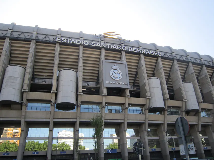 Detail Foto Pertandingan Sepak Bola Stadion Penuh Number 10